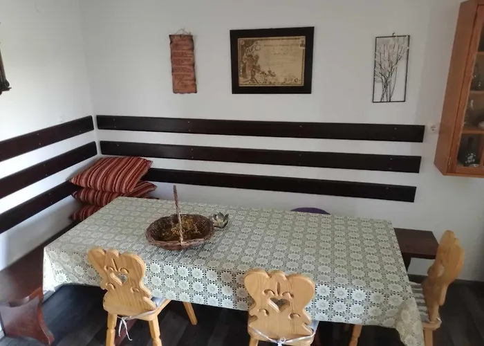 Hébergement de vacances House David *